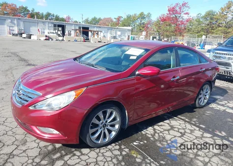 2013 Hyundai Sonata Se z USA, uszkodzony, nr VIN 5NPEC4AC8DH540377
